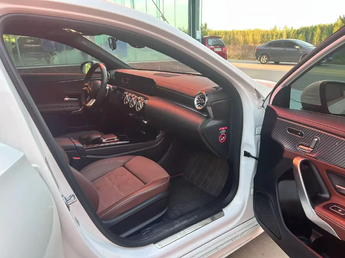 2023 Mercedes-Benz A Class 1.3T 163HP L4 7DCT,autocango,china used car exporter,china ev exporter,chinese used car exporter,chinese used ev exporter