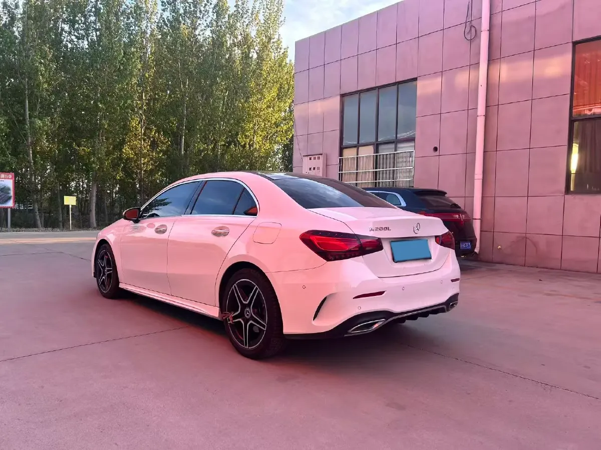 2023 Mercedes-Benz A Class 1.3T 163HP L4 7DCT,autocango,china used car exporter,china ev exporter,chinese used car exporter,chinese used ev exporter