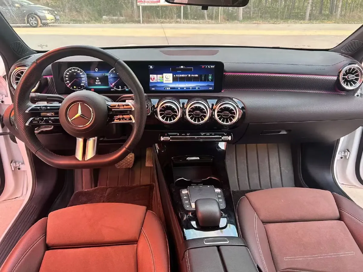 2023 Mercedes-Benz A Class 1.3T 163HP L4 7DCT,autocango,china used car exporter,china ev exporter,chinese used car exporter,chinese used ev exporter