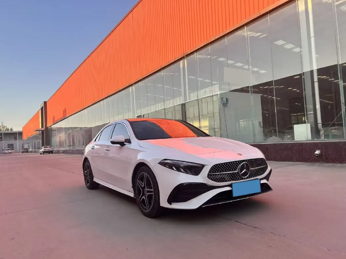 2023 Mercedes-Benz A Class 1.3T 163HP L4 7DCT,autocango,china used car exporter,china ev exporter,chinese used car exporter,chinese used ev exporter