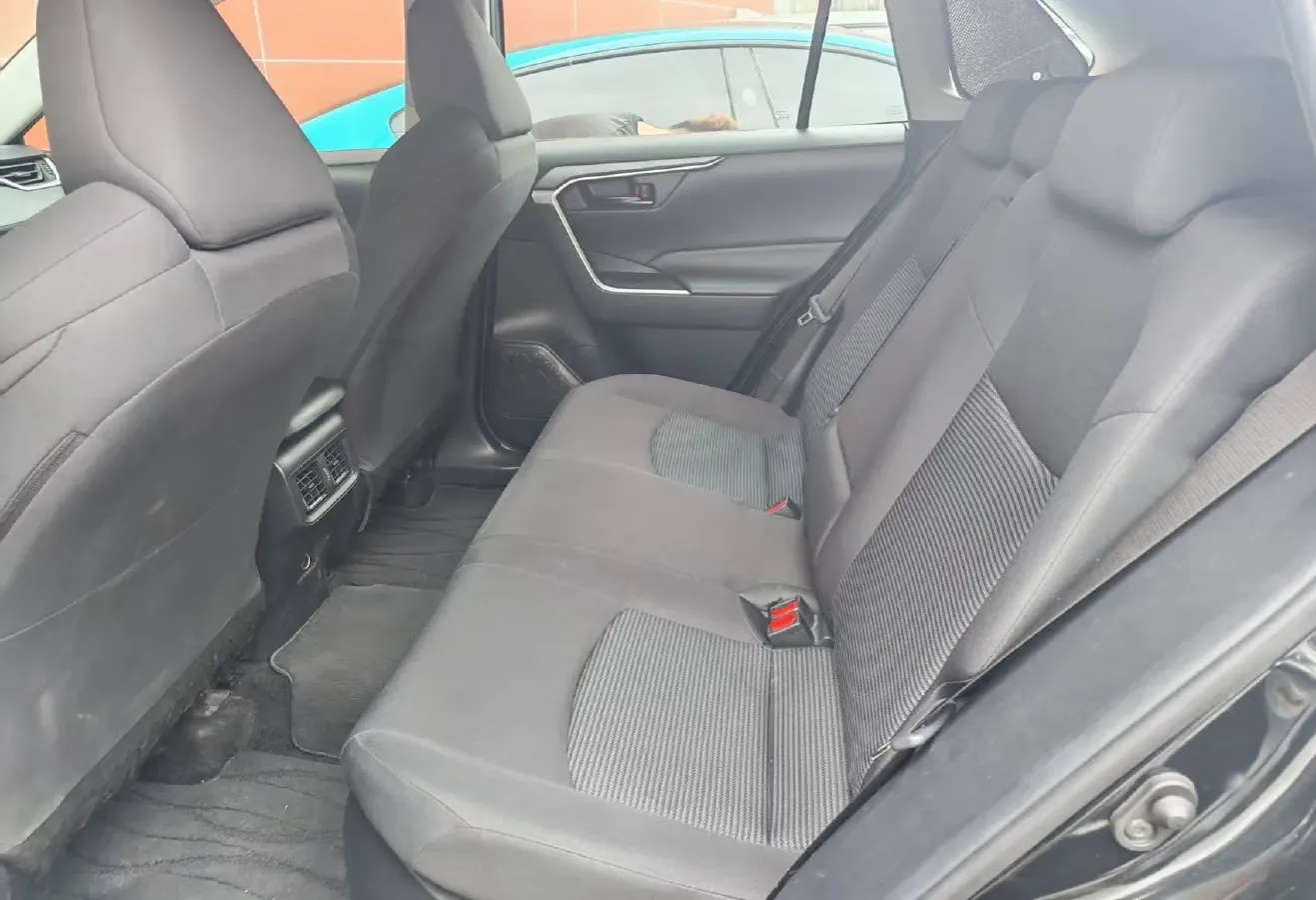 2020 Toyota Wildlander 2.5L 178HP L4 E-CVT Hybrid,autocango,china used car exporter,china ev exporter,chinese used car exporter,chinese used ev exporter