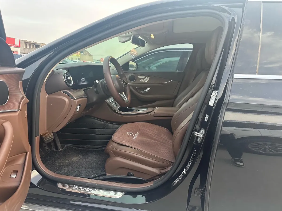 2020 Mercedes-Benz E Class 2.0T 258HP L4 9AT,autocango,china used car exporter,china ev exporter,chinese used car exporter,chinese used ev exporter