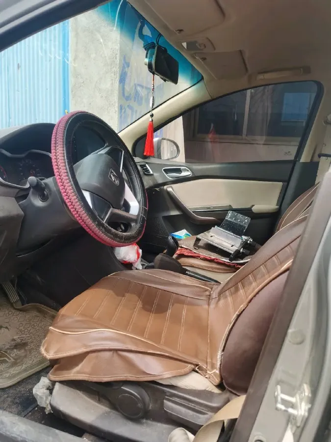 2019 JinBei XinYuan T32S 1.5L 102HP L4 5MT,autocango,china used car exporter,china ev exporter,chinese used car exporter,chinese used ev exporter