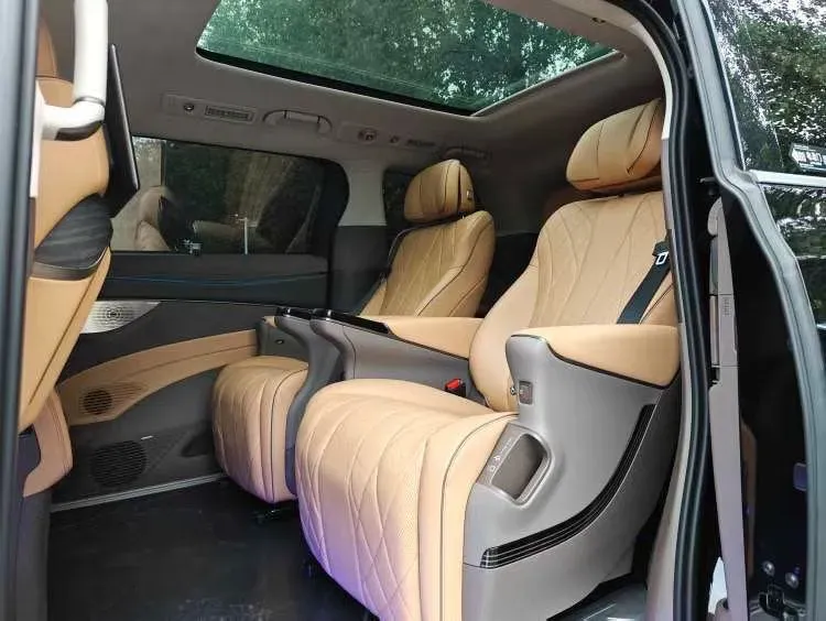 2024 Denza D9 1.5T 139HP L4 E-CVT PHEV 40KWH,autocango,china used car exporter,china ev exporter,chinese used car exporter,chinese used ev exporter