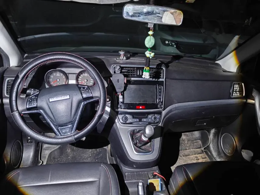 2019 Haval M6 1.5T 150HP L4 7DCT,autocango,china used car exporter,china ev exporter,chinese used car exporter,chinese used ev exporter