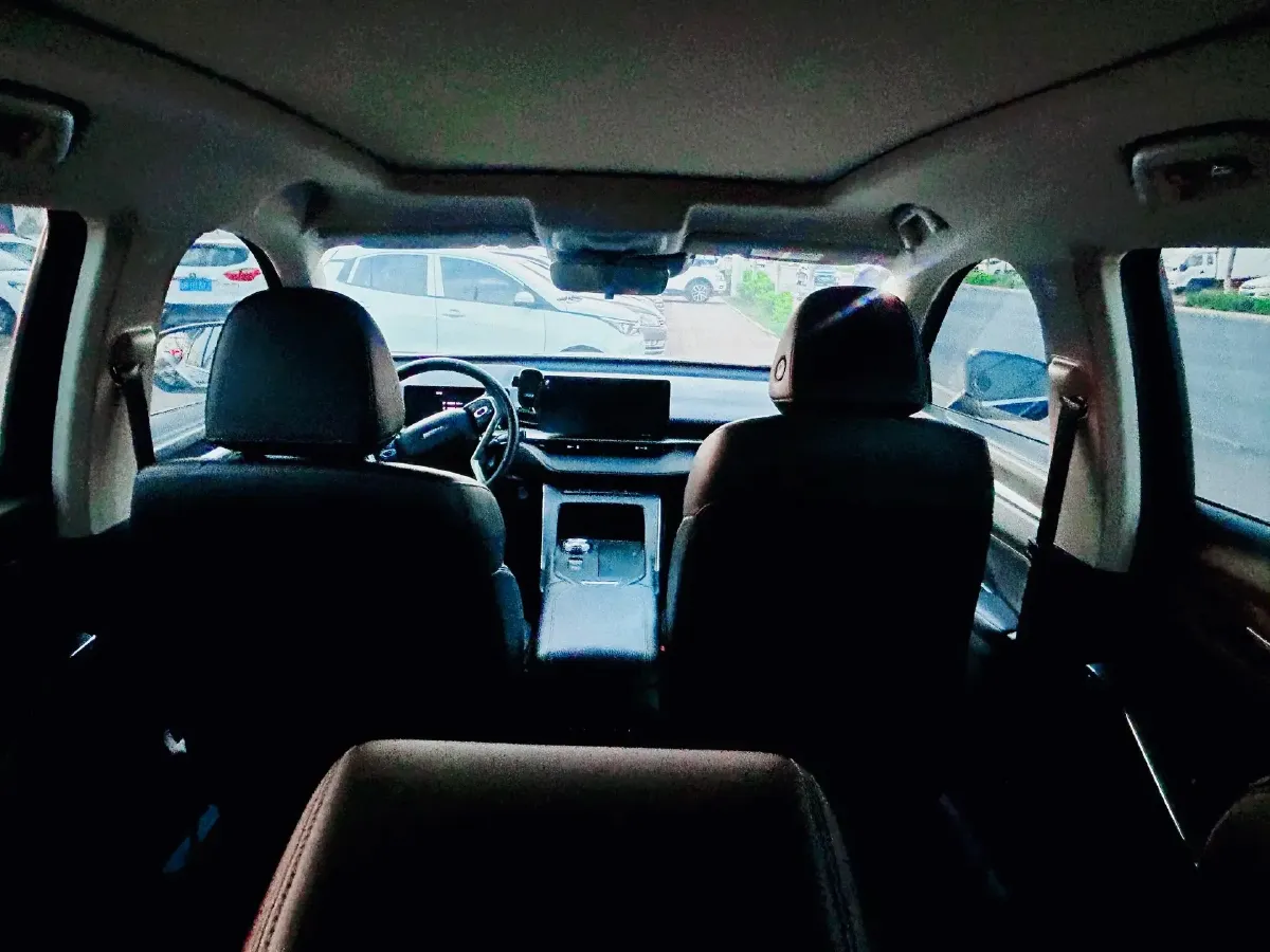 2022 Haval H6 1.5T 154HP L4 2DHT Hybrid 1.7KWH,autocango,china used car exporter,china ev exporter,chinese used car exporter,chinese used ev exporter