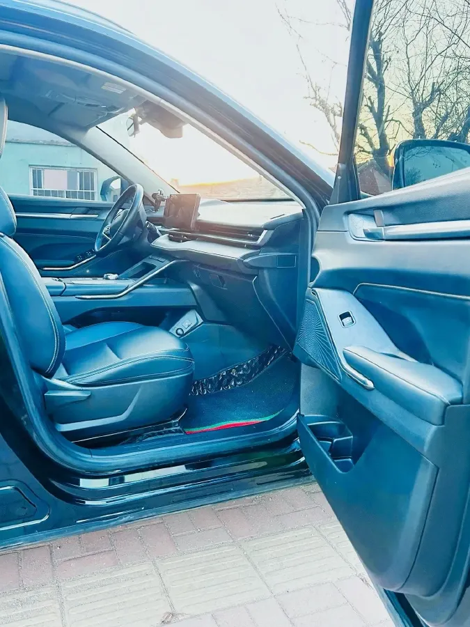 2022 Haval H6 1.5T 154HP L4 2DHT Hybrid 1.7KWH,autocango,china used car exporter,china ev exporter,chinese used car exporter,chinese used ev exporter