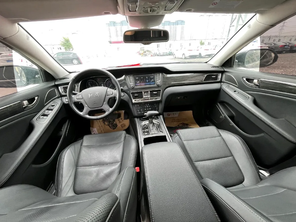 2019 Infiniti Q70 2.0T 211HP L4 7AT,autocango,china used car exporter,china ev exporter,chinese used car exporter,chinese used ev exporter