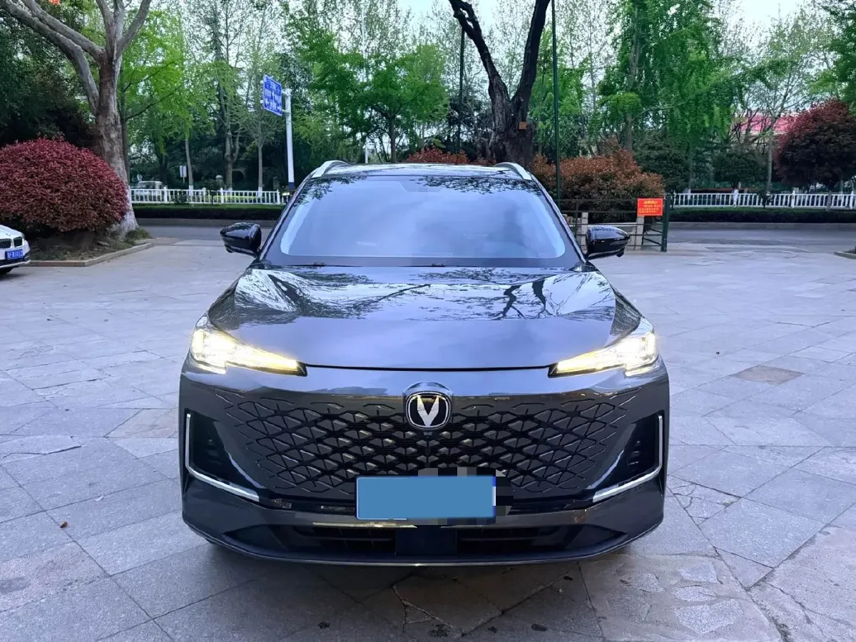 2024 ChangAn CS55 Plus 1.5T 188HP L4 7DCT,autocango,china used car exporter,china ev exporter,chinese used car exporter,chinese used ev exporter