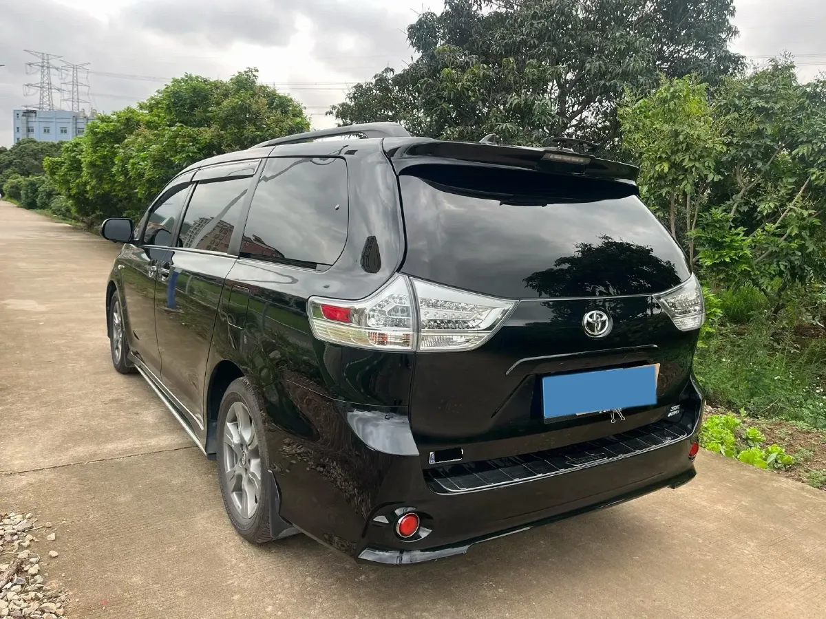 2019 Toyota Camry 2.0L 178HP L4 CVT,autocango,china used car exporter,china ev exporter,chinese used car exporter,chinese used ev exporter