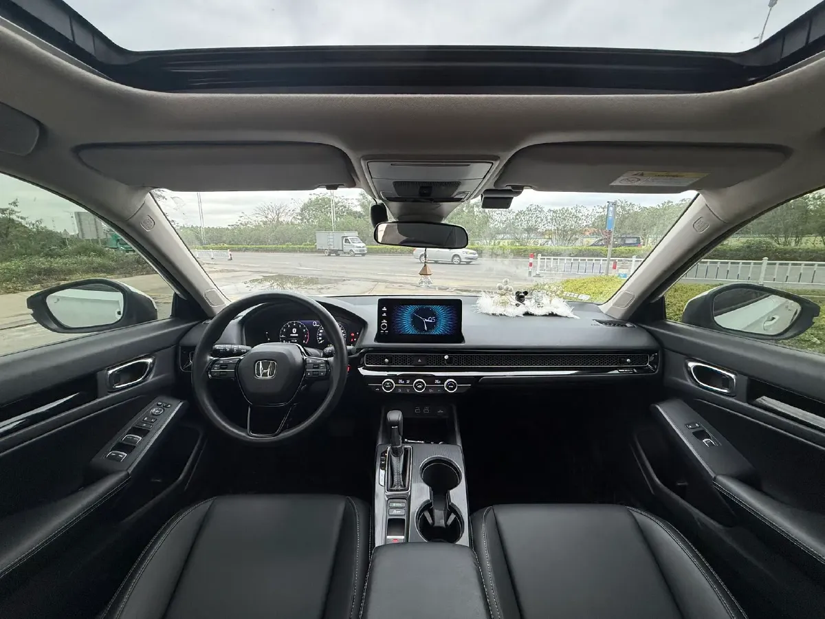 2023 Honda Civic 1.5T 182HP L4 CVT,autocango,china used car exporter,china ev exporter,chinese used car exporter,chinese used ev exporter