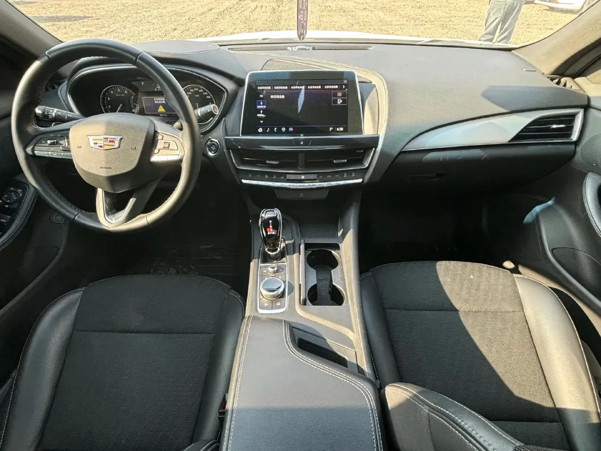 2021 Cadillac CT5 2.0T 237HP L4 10AT,autocango,china used car exporter,china ev exporter,chinese used car exporter,chinese used ev exporter