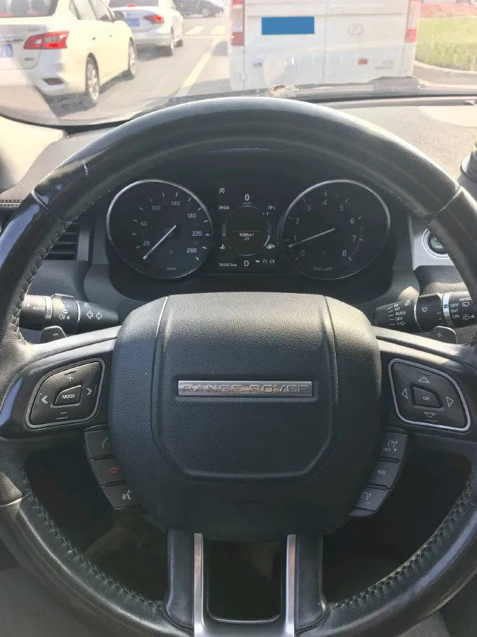 2018 Land Rover Range Rover Evoque 2.0T 241HP L4 9AT,autocango,china used car exporter,china ev exporter,chinese used car exporter,chinese used ev exporter