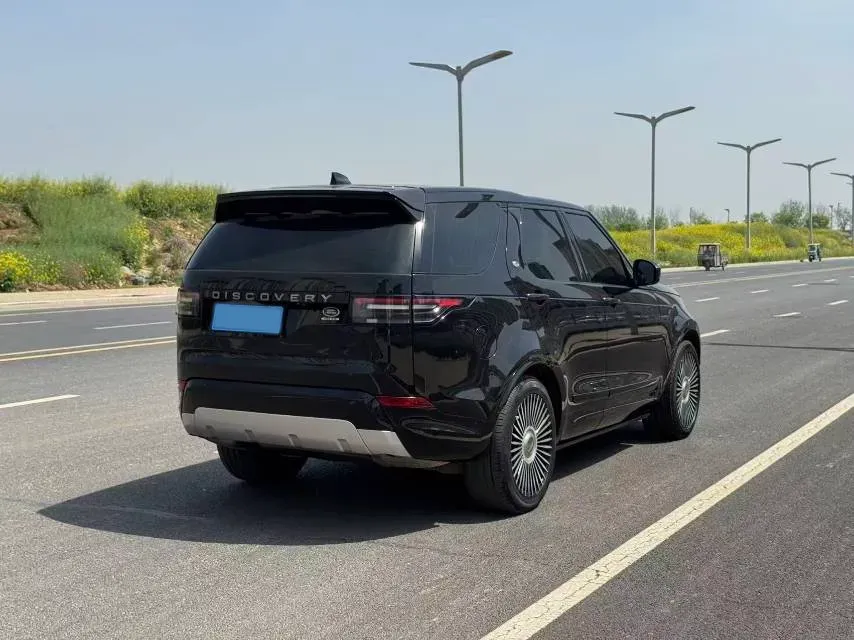 2020 Land Rover Discovery 2.0T 300HP L4 8AT,autocango,china used car exporter,china ev exporter,chinese used car exporter,chinese used ev exporter