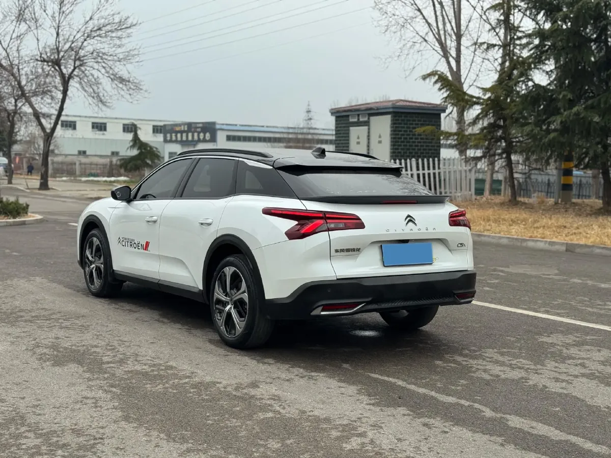 2021 Citroen C5 X 1.6T 175HP L4 8AT,autocango,china used car exporter,china ev exporter,chinese used car exporter,chinese used ev exporter