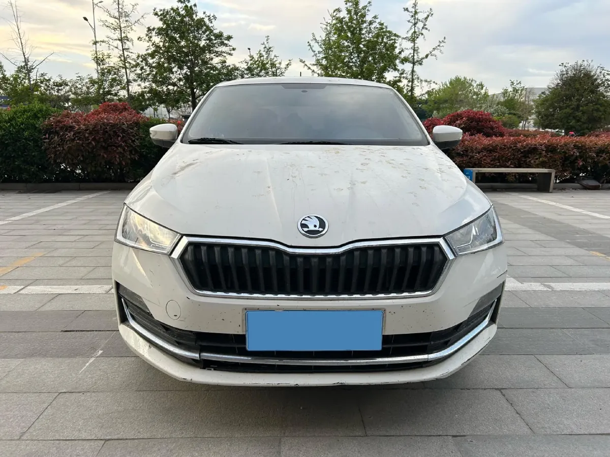 2020 Skoda Rapid Spaceback 1.5L 112HP L4 6AT,autocango,china used car exporter,china ev exporter,chinese used car exporter,chinese used ev exporter