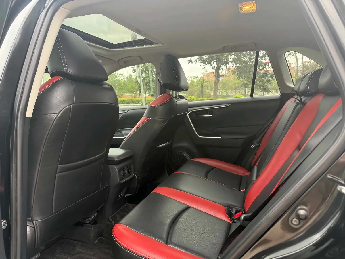 2020 Toyota RAV4 2.0L 171HP L4 CVT,autocango,china used car exporter,china ev exporter,chinese used car exporter,chinese used ev exporter