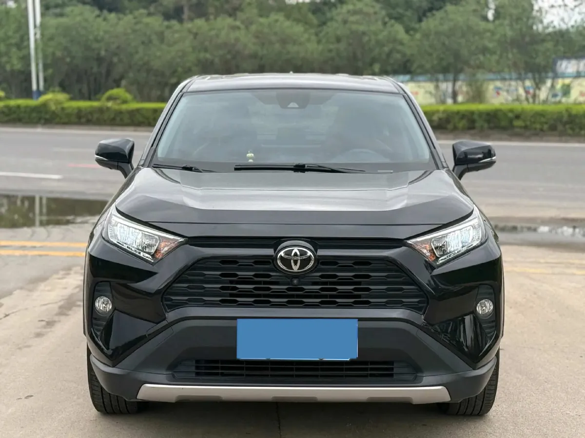 2020 Toyota RAV4 2.0L 171HP L4 CVT,autocango,china used car exporter,china ev exporter,chinese used car exporter,chinese used ev exporter