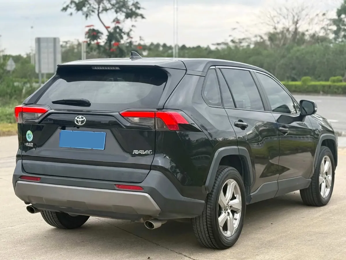 2020 Toyota RAV4 2.0L 171HP L4 CVT,autocango,china used car exporter,china ev exporter,chinese used car exporter,chinese used ev exporter