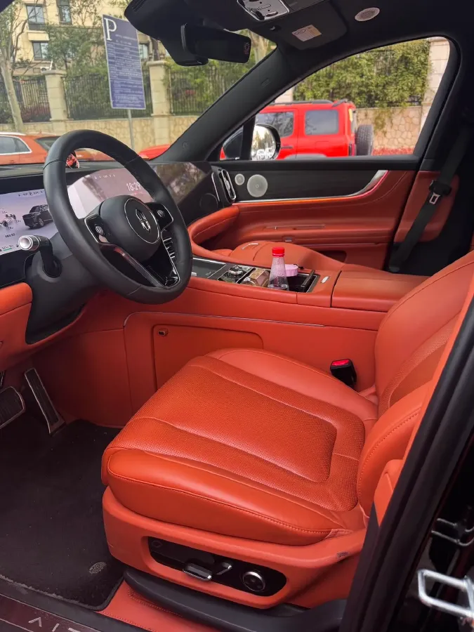 2024 AITO AITO M9 1.5T 152HP L4 REEV 42KWH,autocango,china used car exporter,china ev exporter,chinese used car exporter,chinese used ev exporter