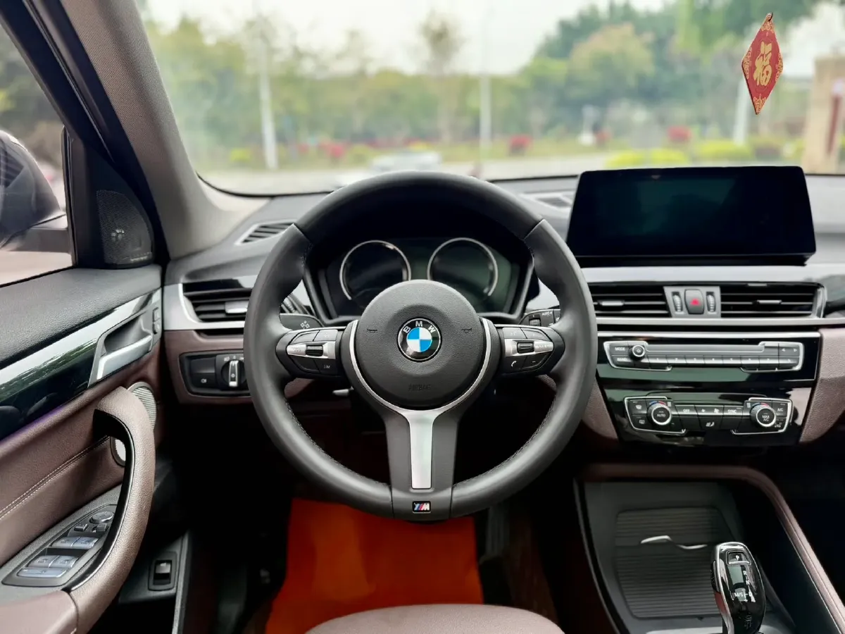 2022 BMW X1 2.0T 192HP L4 7DCT,autocango,china used car exporter,china ev exporter,chinese used car exporter,chinese used ev exporter