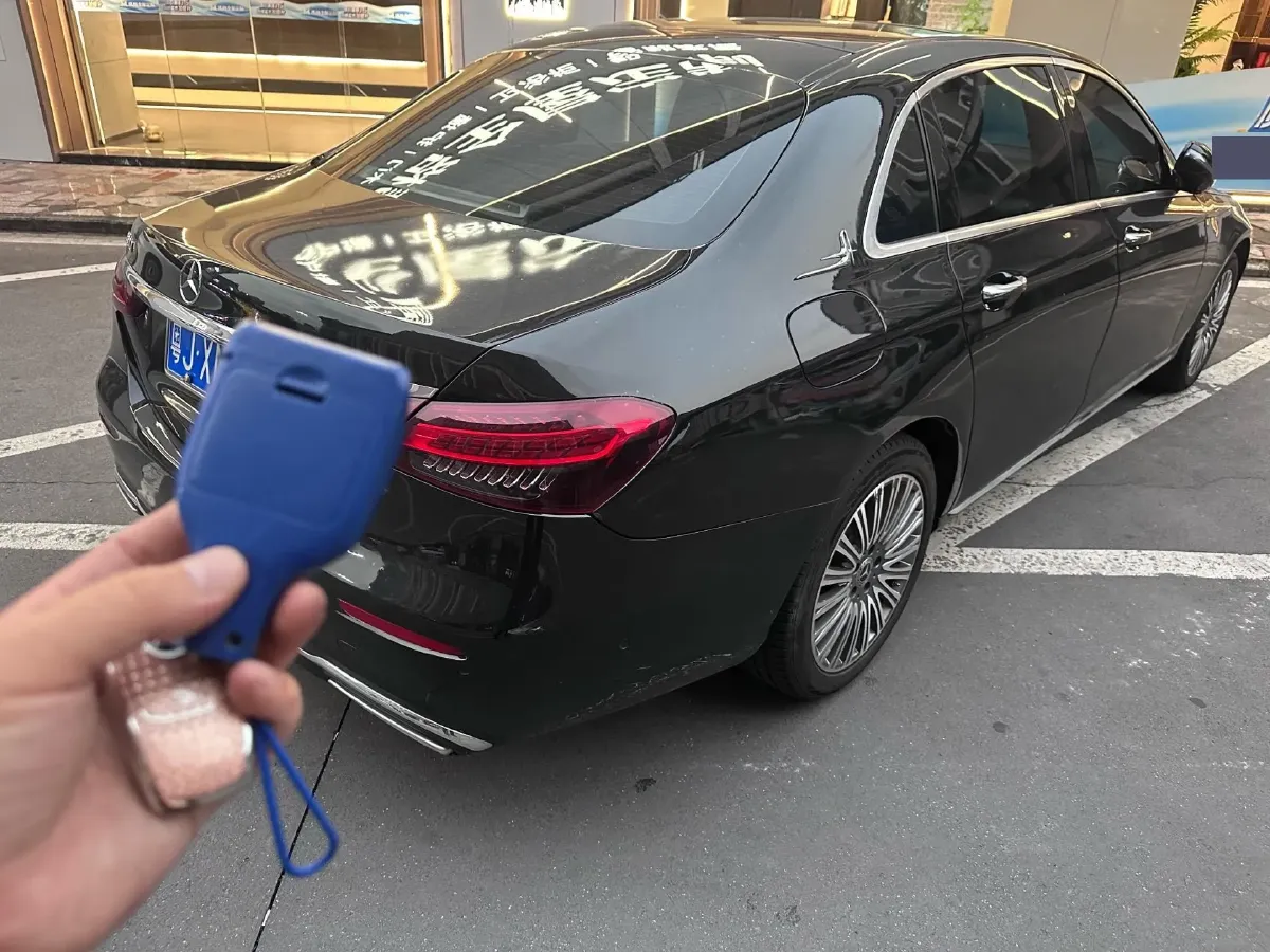 2022 Mercedes-Benz GLC Class 2.0T 258HP L4 9AT,autocango,china used car exporter,china ev exporter,chinese used car exporter,chinese used ev exporter