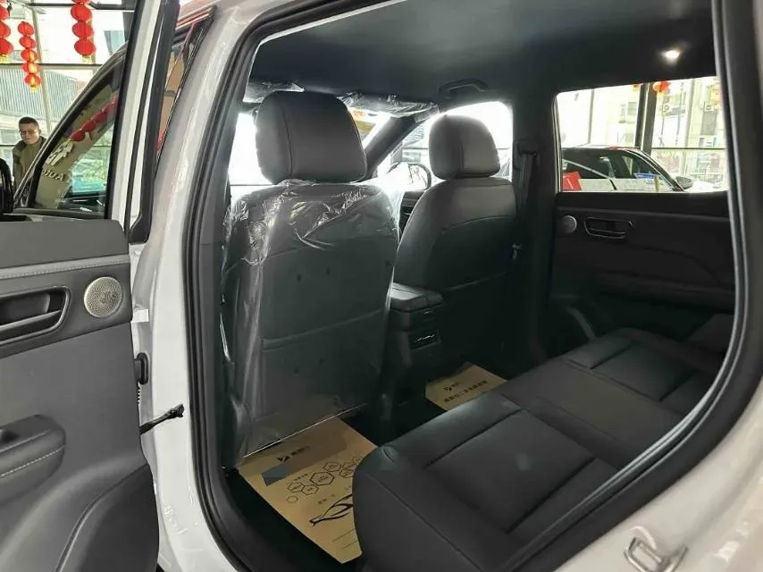 2025 Toyota BZ3X BEV 58.37KWH,autocango,china used car exporter,china ev exporter,chinese used car exporter,chinese used ev exporter