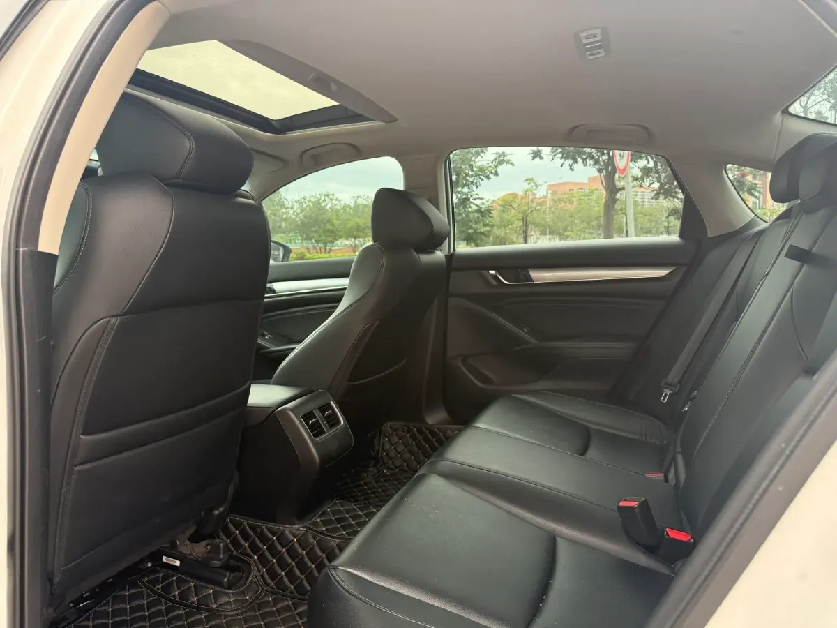 2018 Honda Accord 1.5T 194HP L4 CVT,autocango,china used car exporter,china ev exporter,chinese used car exporter,chinese used ev exporter