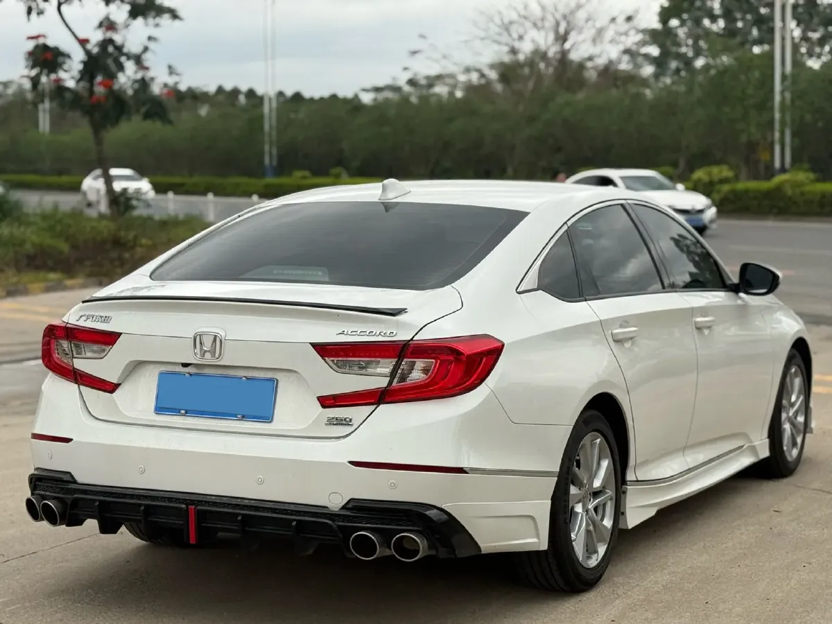 2018 Honda Accord 1.5T 194HP L4 CVT,autocango,china used car exporter,china ev exporter,chinese used car exporter,chinese used ev exporter