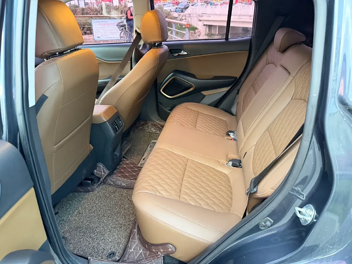 2019 Hyundai ix35 2.0L 160HP L4 6AT,autocango,china used car exporter,china ev exporter,chinese used car exporter,chinese used ev exporter