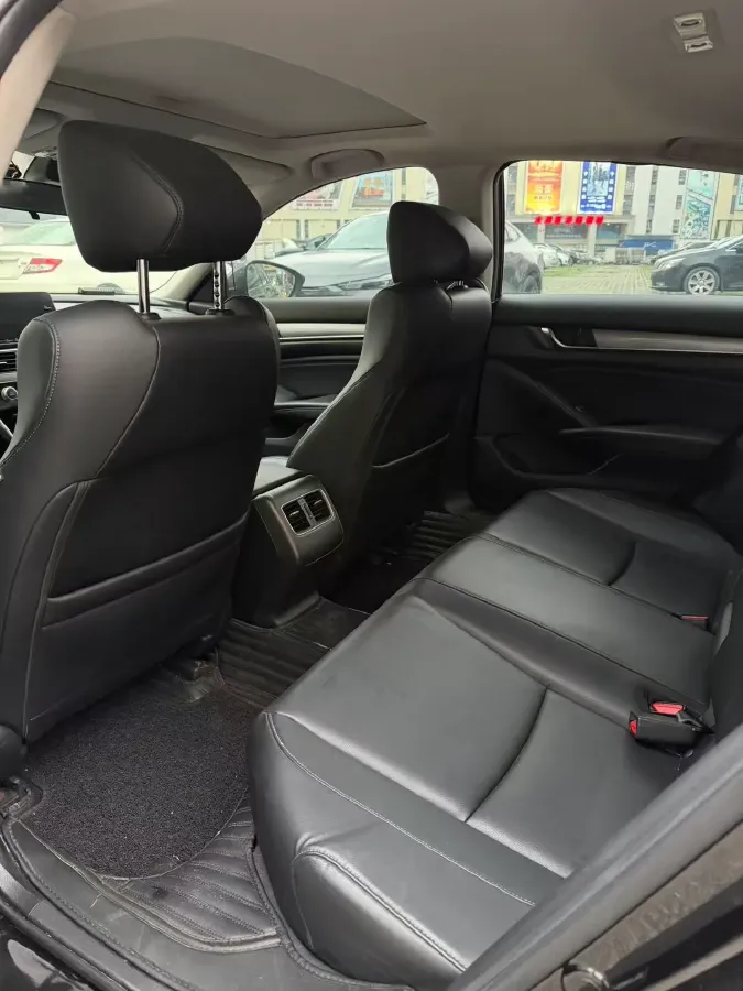 2021 Honda Accord 1.5T 194HP L4 CVT,autocango,china used car exporter,china ev exporter,chinese used car exporter,chinese used ev exporter