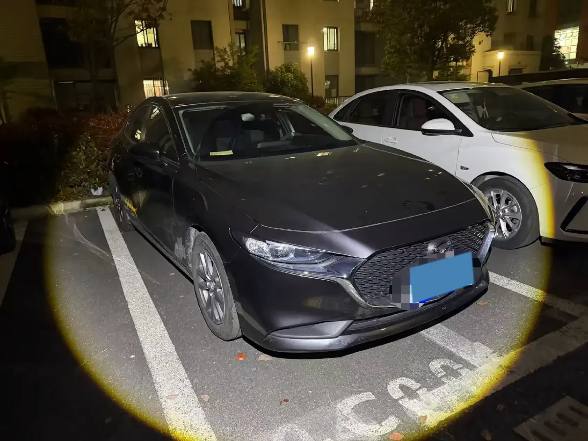 2023 Mazda 3 Axela 2.0L 158HP L4 6AT,autocango,china used car exporter,china ev exporter,chinese used car exporter,chinese used ev exporter
