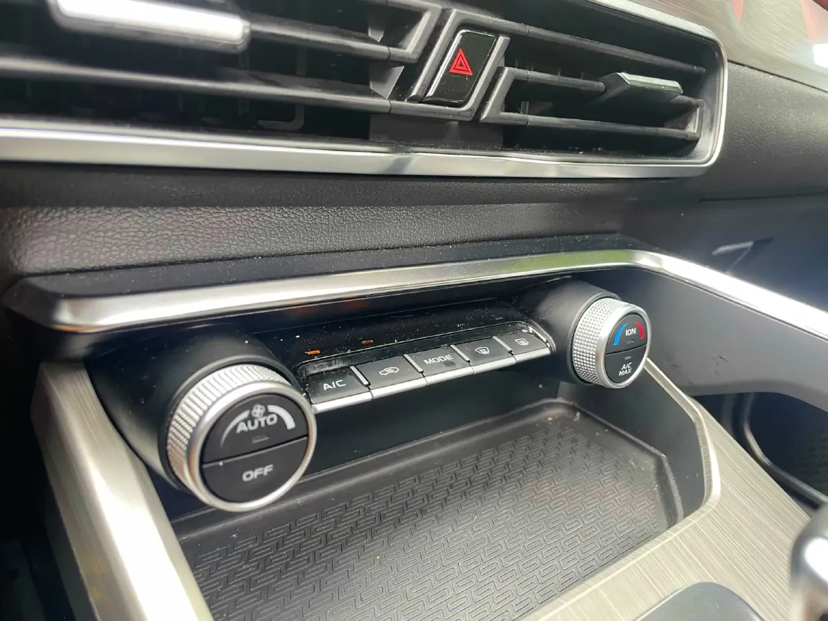 2020 Geely Coolray 1.5T 177HP L3 7DCT,autocango,china used car exporter,china ev exporter,chinese used car exporter,chinese used ev exporter