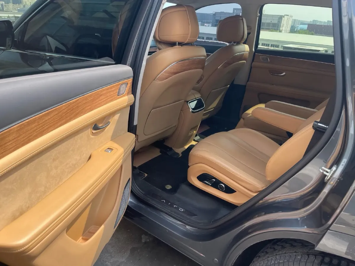 2022 Infiniti Q50L 2.0T 211HP L4 7AT,autocango,china used car exporter,china ev exporter,chinese used car exporter,chinese used ev exporter