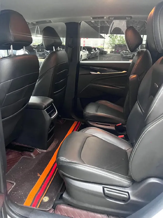 2021 MAXUS G50 1.5T 169HP L4 6MT,autocango,china used car exporter,china ev exporter,chinese used car exporter,chinese used ev exporter