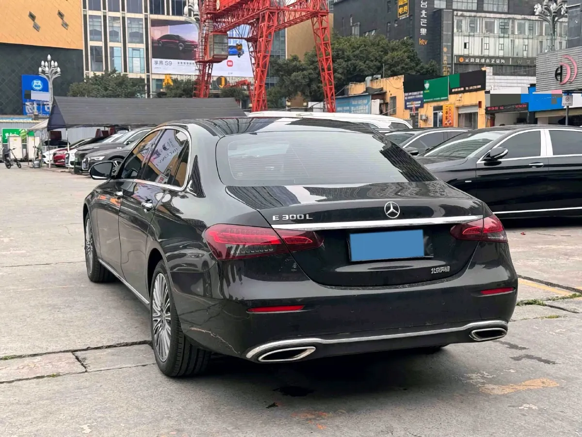 2023 Mercedes-Benz E Class 2.0T 258HP L4 9AT,autocango,china used car exporter,china ev exporter,chinese used car exporter,chinese used ev exporter