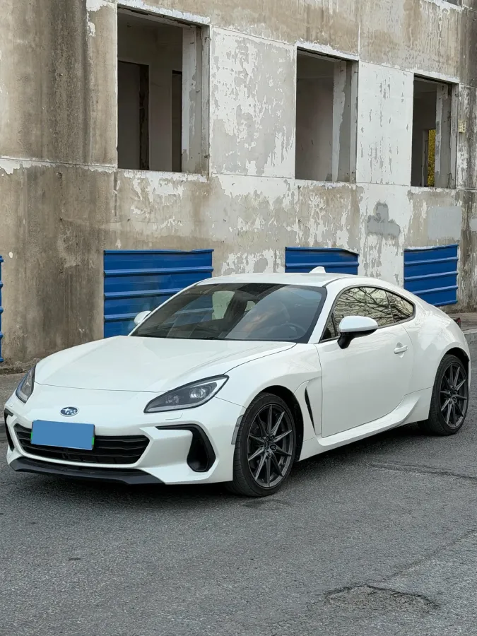 2022 Subaru BRZ 2.4L 234HP H4 6MT,autocango,china used car exporter,china ev exporter,chinese used car exporter,chinese used ev exporter