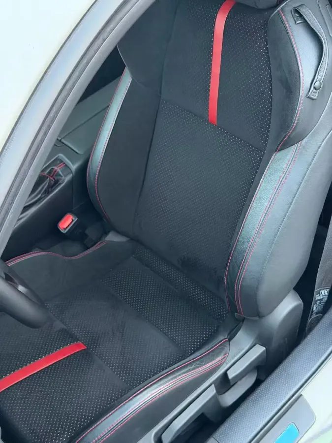 2022 Subaru BRZ 2.4L 234HP H4 6MT,autocango,china used car exporter,china ev exporter,chinese used car exporter,chinese used ev exporter