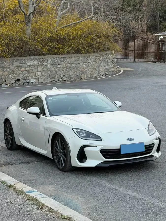 2022 Subaru BRZ 2.4L 234HP H4 6MT,autocango,china used car exporter,china ev exporter,chinese used car exporter,chinese used ev exporter