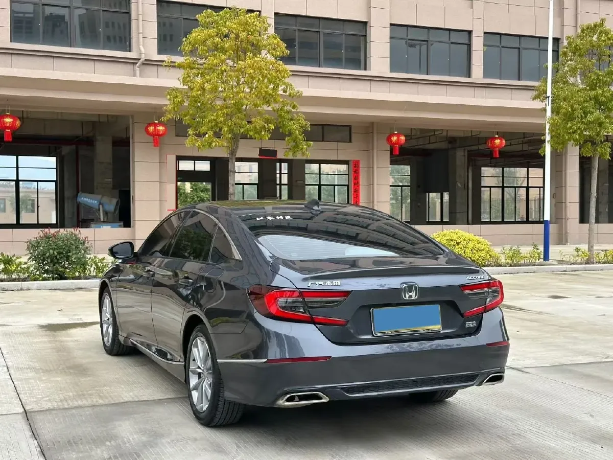 2022 Honda Accord 1.5T 194HP L4 CVT,autocango,china used car exporter,china ev exporter,chinese used car exporter,chinese used ev exporter