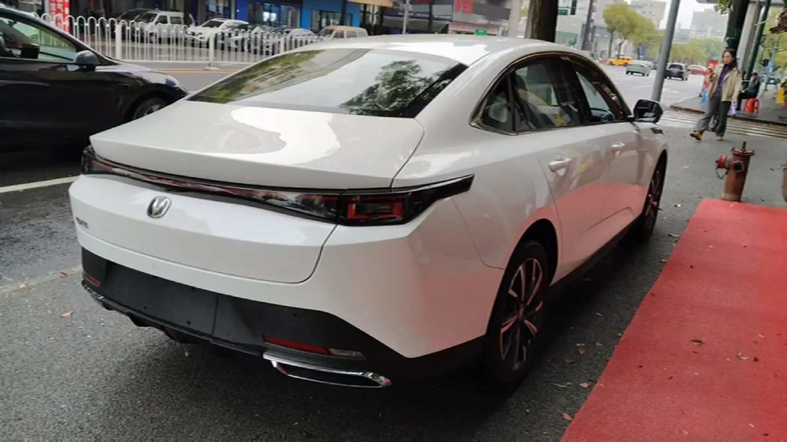 2025 ChangAn Eado 1.5T 192HP L4 7DCT,autocango,china used car exporter,china ev exporter,chinese used car exporter,chinese used ev exporter