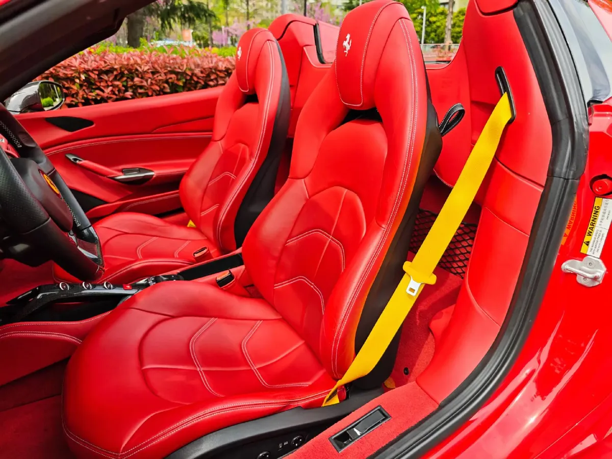 2015 Ferrari 488 3.9T 670HP V8 7DCT,autocango,china used car exporter,china ev exporter,chinese used car exporter,chinese used ev exporter