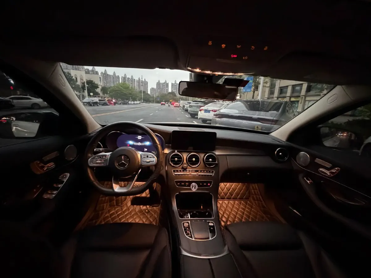 2021 Mercedes-Benz C Class 1.5T 184HP L4 9AT,autocango,china used car exporter,china ev exporter,chinese used car exporter,chinese used ev exporter