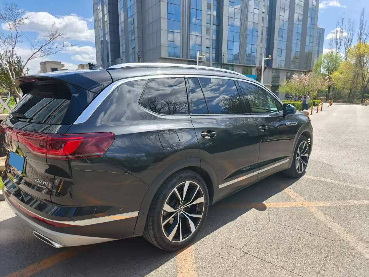 2021 Volkswagen Talagon 2.5T 299HP V6 7DCT,autocango,china used car exporter,china ev exporter,chinese used car exporter,chinese used ev exporter