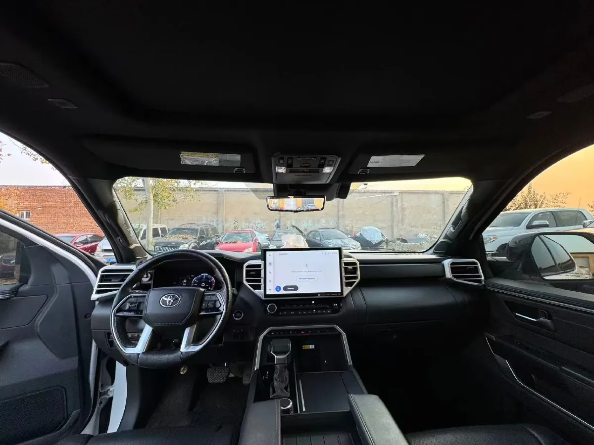 2022 Tank 300 2.0T 227HP L4 8AT,autocango,china used car exporter,china ev exporter,chinese used car exporter,chinese used ev exporter