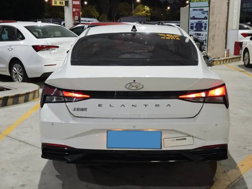 2022 Hyundai Elantra 1.5L 115HP L4 CVT,autocango,china used car exporter,china ev exporter,chinese used car exporter,chinese used ev exporter