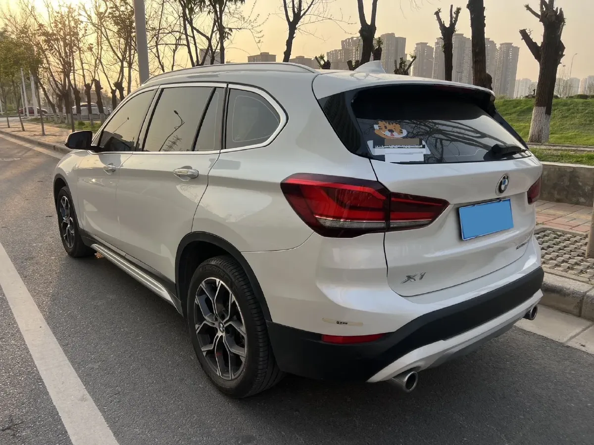 2022 BMW X1 1.5T 140HP L3 7DCT,autocango,china used car exporter,china ev exporter,chinese used car exporter,chinese used ev exporter