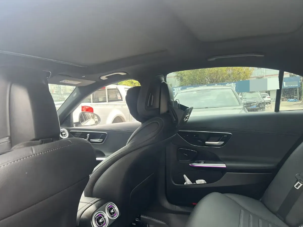 2025 Mercedes-Benz C Class 1.5T 204HP L4 9AT,autocango,china used car exporter,china ev exporter,chinese used car exporter,chinese used ev exporter