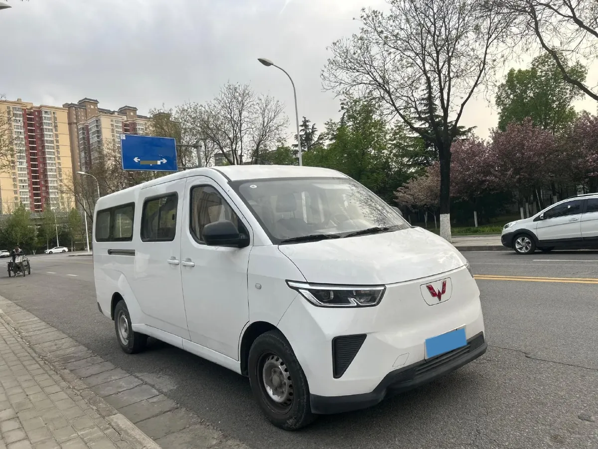 2024 WuLing YangGuang BEV 41.9KWH,autocango,china used car exporter,china ev exporter,chinese used car exporter,chinese used ev exporter