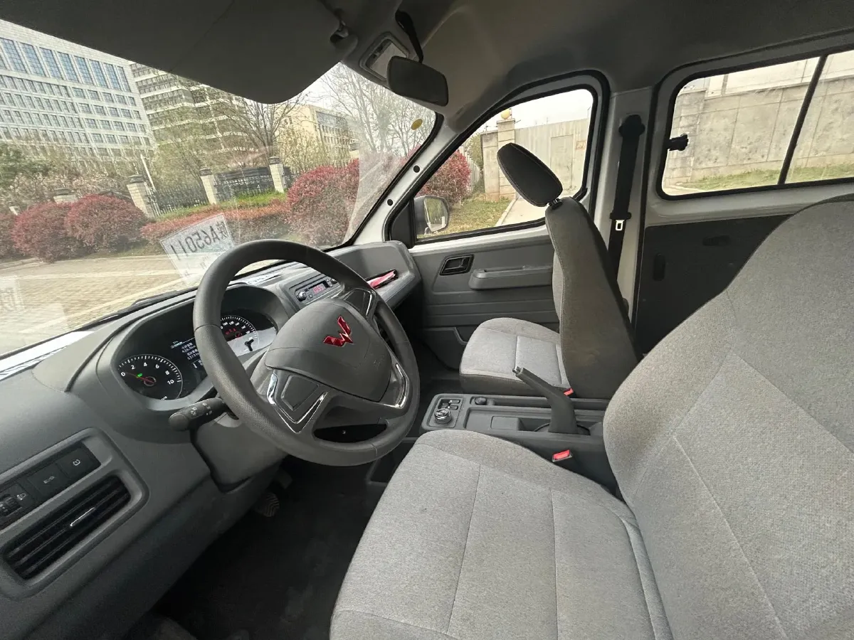 2024 WuLing YangGuang BEV 41.9KWH,autocango,china used car exporter,china ev exporter,chinese used car exporter,chinese used ev exporter